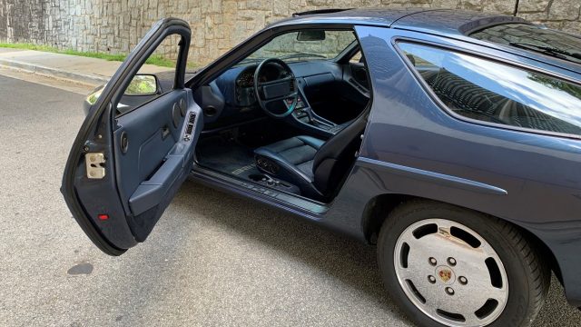 1985-porsche-928-s30