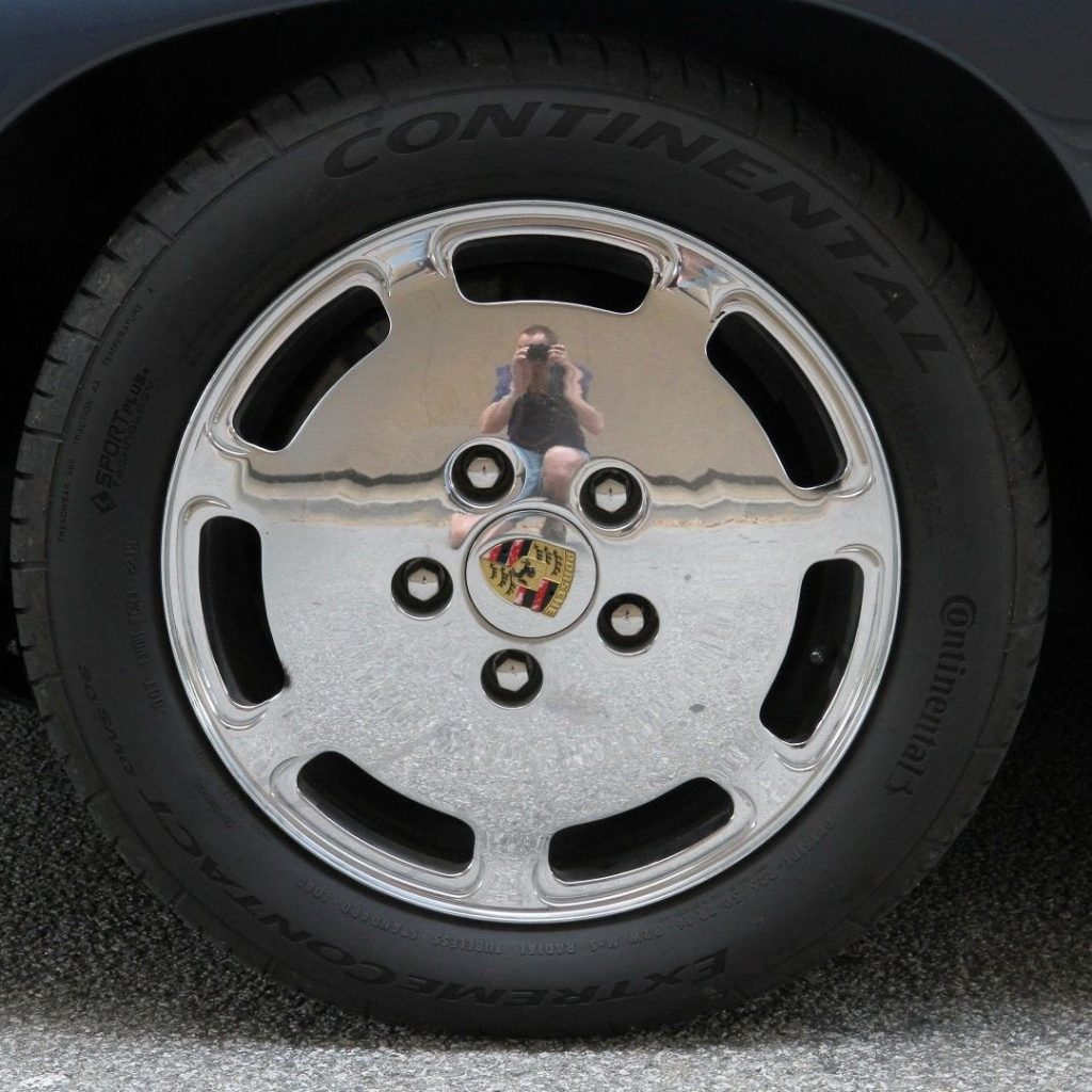 1985-porsche-928-s37